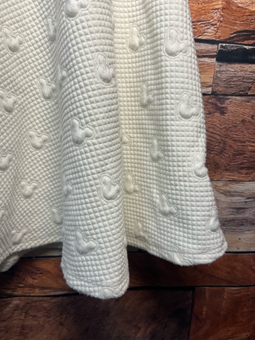 Disney x Lauren Conrad Collab Cream Skater Skirt Textured Mickey (234) - Picture 6 of 8